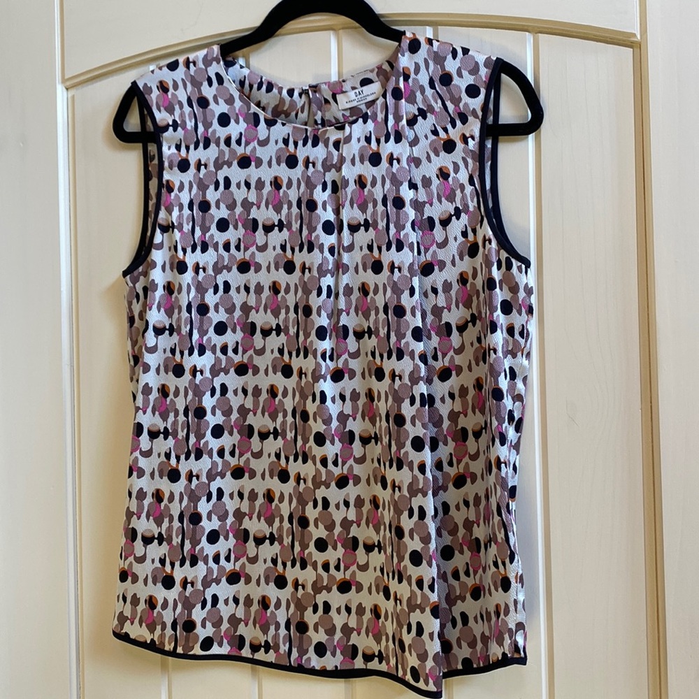 NWOT DAY Berger et Mikkelsen silk top